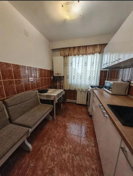 Apartament de inchiriat cu 2 camere zona Cetate