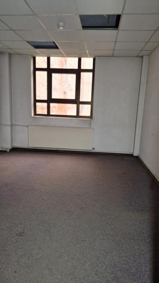 Spatiu comercial/Clinica/Cladire de birouri - Lugoj zona centrala
