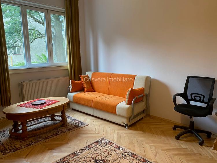Apartament 2 camere Centru, str.Republicii, zona Sp CFR , cu PARCARE in curte - 2