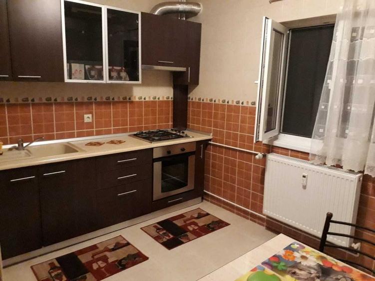 Apartament 3 camere centrala proprie Gorjului, Militari