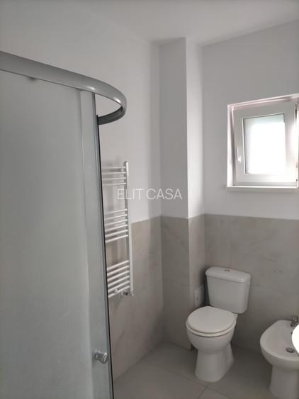 Apartament cu 3 camere, LOC PARCARE INCLUS - zona Nicolina - Cug-Pala Verde - 11