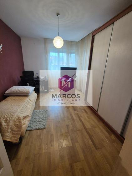 Vand casa 2 camere Moroasa
