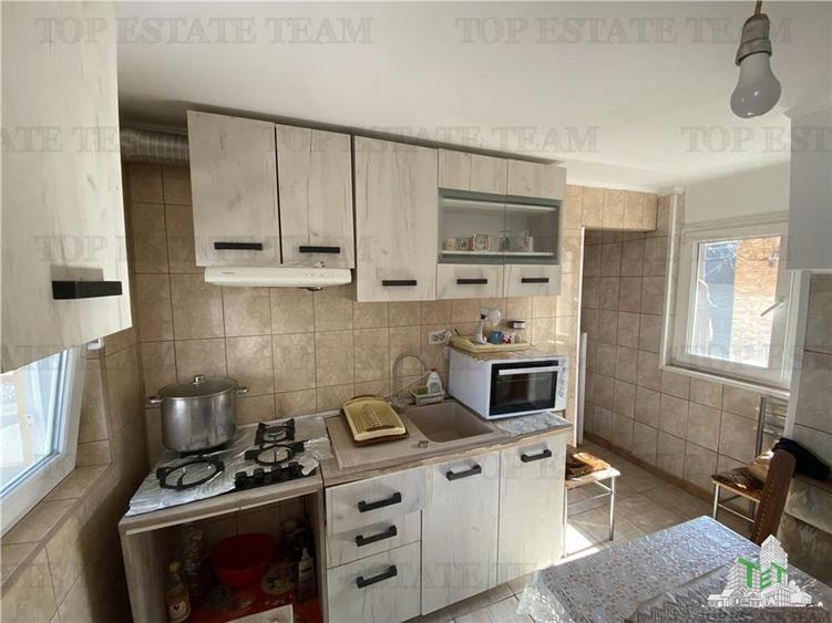 Casa de vanzare, teren 1000 mp. in Voluntari