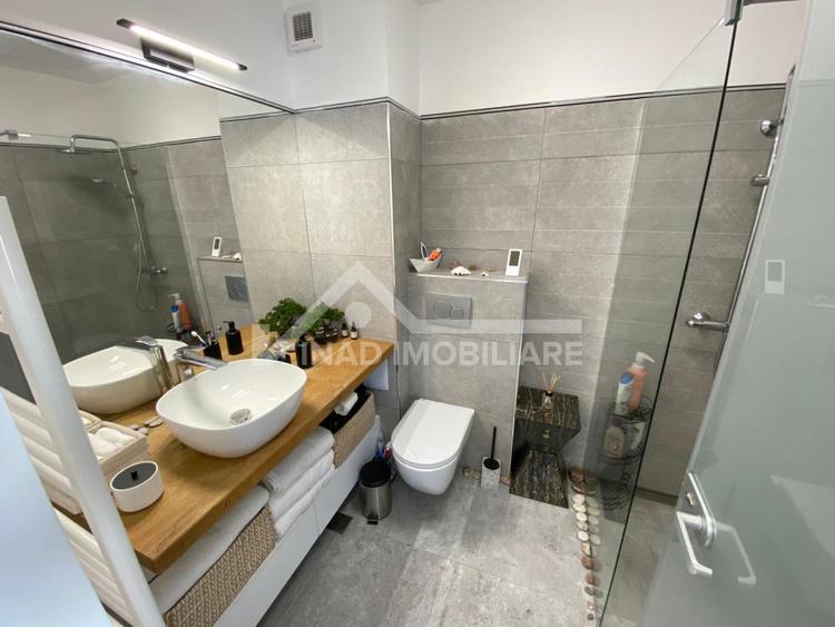 Apartament 2 camere, balcon 20mp, mobilat modern, parcare, Zona Europa