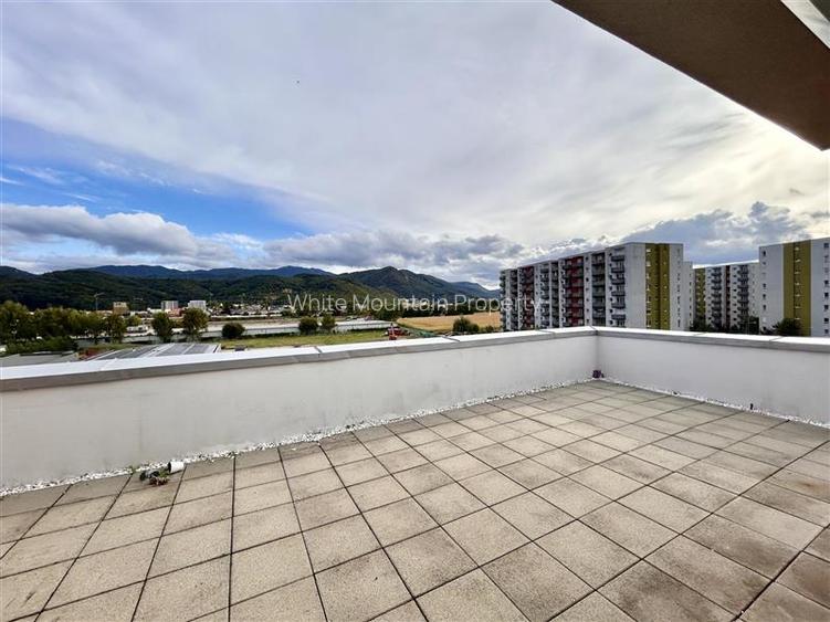 Penthouse rar cu 80 mp de terase și priveliște – Avantgarden Brasov