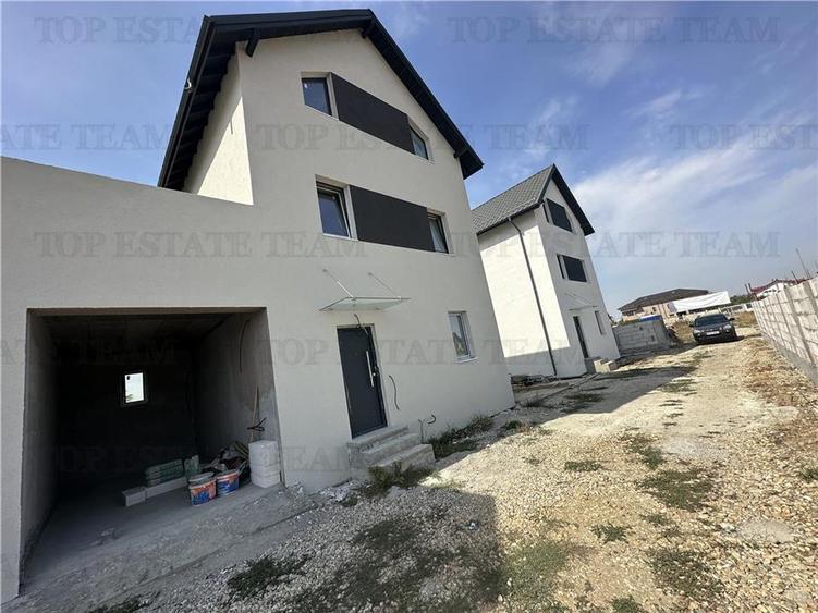 Vila individuala 5 camere, cu garaj, toate utilitatile, 153 mpu, zona Bragadiru