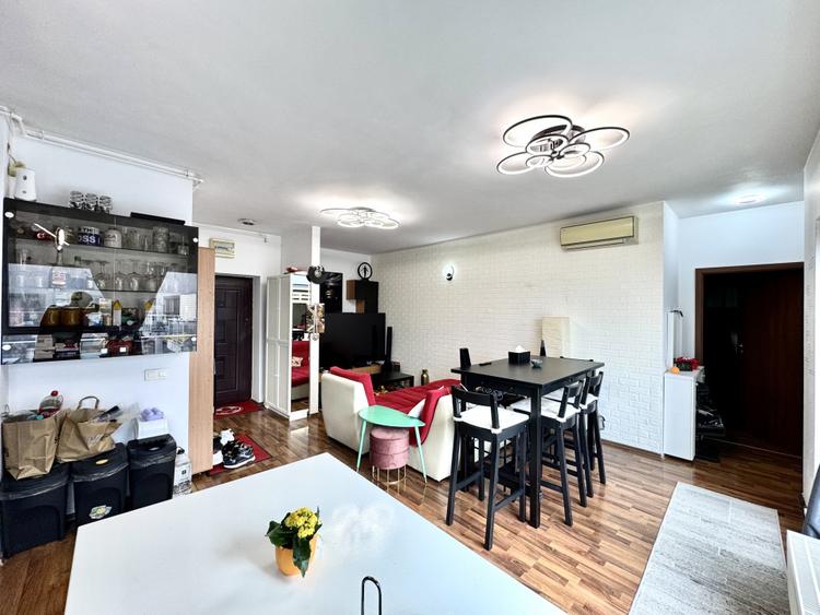 Apartament 3 camere gata de mutare, decomandat, parcare subterana - Auchan Titan