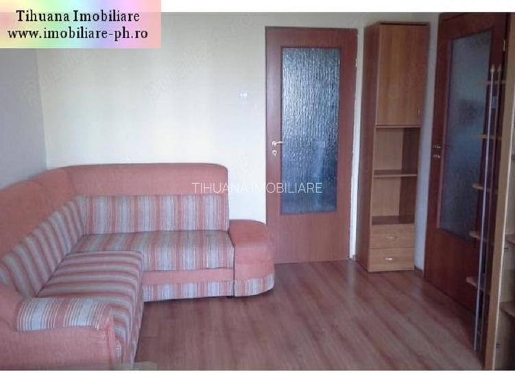 Apartament 2 camere de vanzare: Nord-(Cameliei) cubulet,etajul 2. - 2