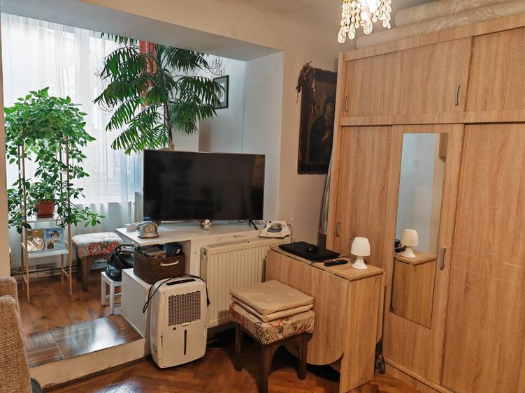 Apartament 2 camere in casa zona Securitatii