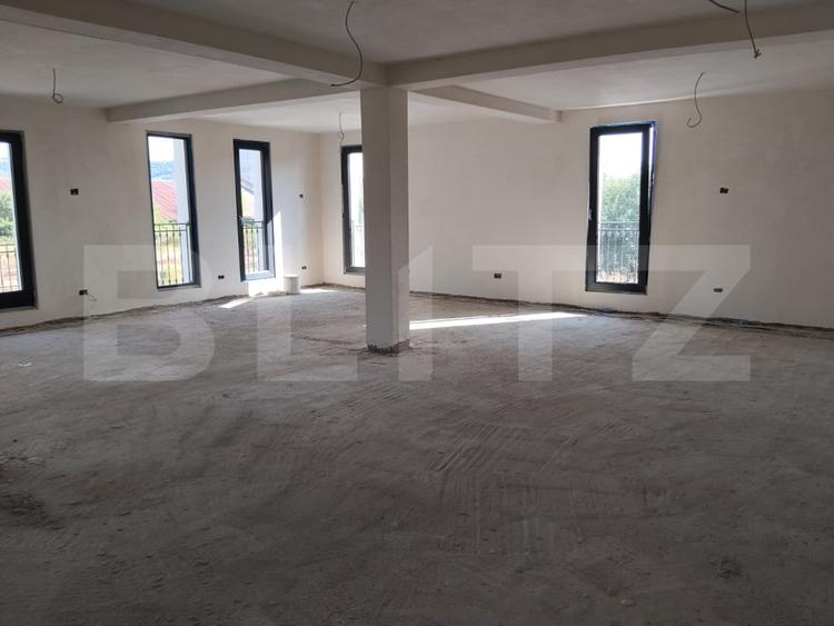 Spațiu P+1 de închiriat – 240 mp, ideal pentru clinică sau birouri