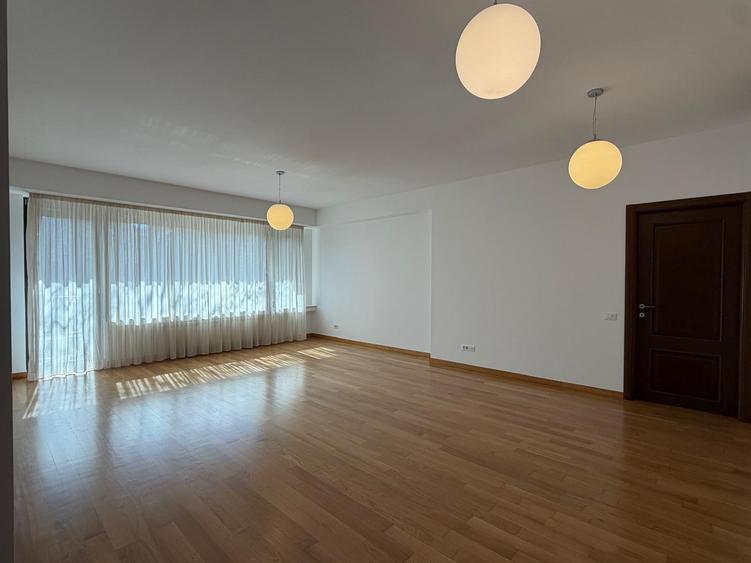 Kiseleff | 3 Camere | Renovat | Terasa | Parcare subterana