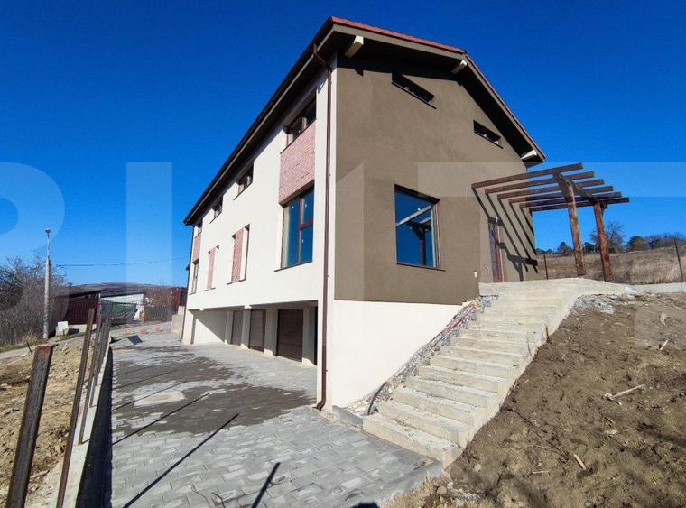 Duplex 154 mp, teren 250 mp, garaj, zona Auchan, Iris