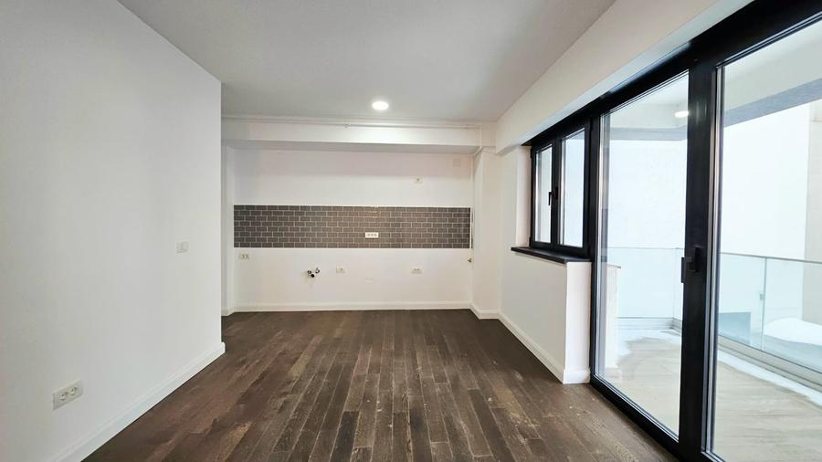 Bloc Boutique 5 apartamente | ROMANA | Polona |  6 Locuri de parcare