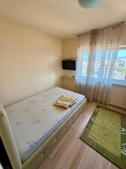 Apartament spațios cu 4 camere, Mănăștur, lângă Kaufland, parcare inclusă