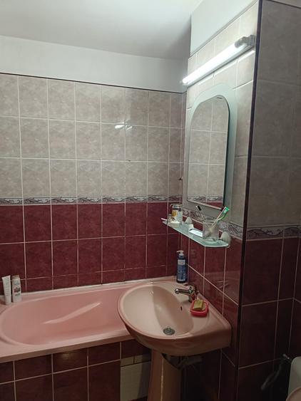 Apartament 2 camere, de vânzare, în Mănăștur, strada Vidraru, 48mp, balcon