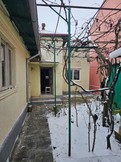 CASA cu utilitati - BRATIANU