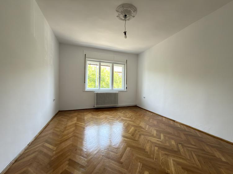 Apartament 3 camere, 92mp, etaj 1 - zona Iosefin