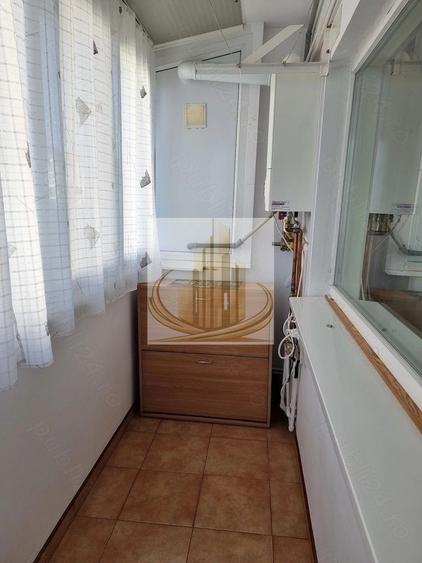 Apartament cu 3 camere de închiriat – Zona Girocului
