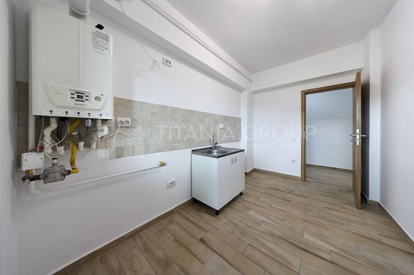 Apartament 3 camere decomandat, 2 bai, parcare, preluare chirias
