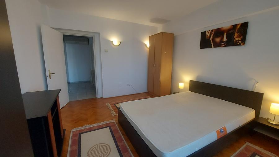 UNIRII GARANTI BANK, inchiriere 2 camere 68mp,mobilat si utilat