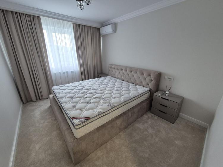 Apartamnent decomandat cu 3 camere, Sector 6