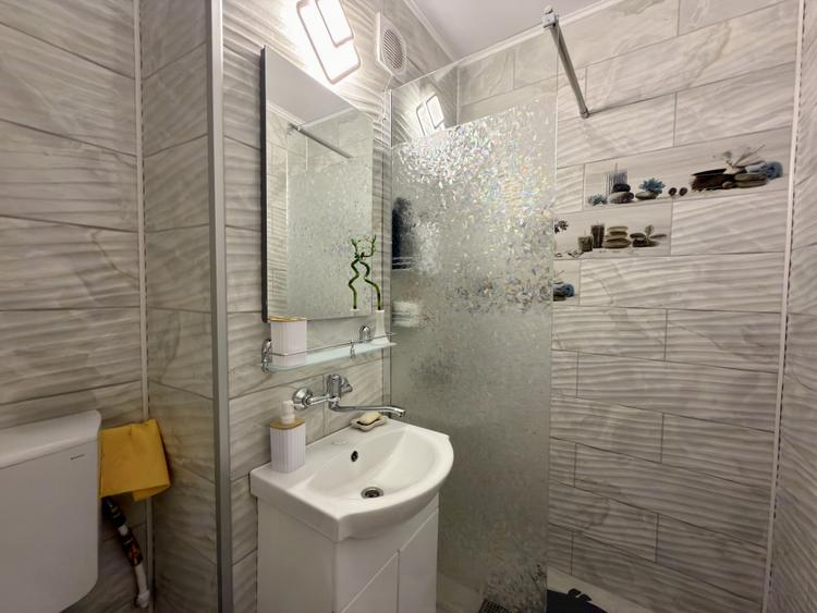 Apartament modern cu 2 camere de închiriat - I.C. Brătianu | Renovat recent