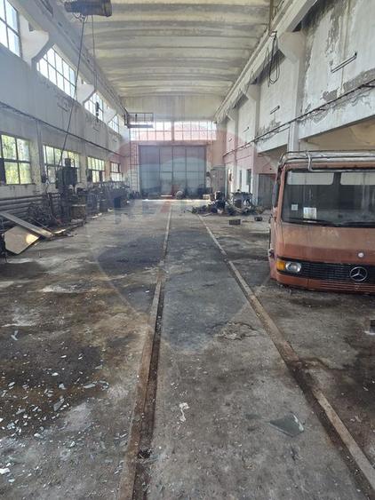 Spațiu industrial 15435 mp. de vânzare in Tinca.