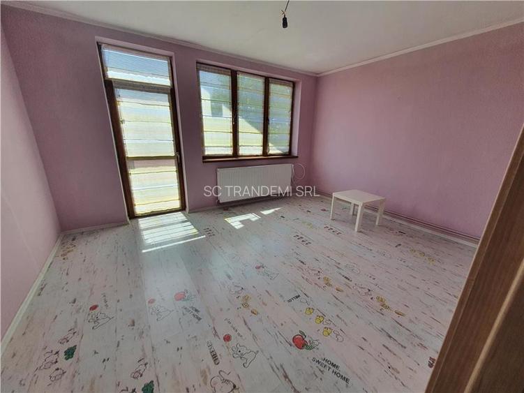 Vilă Spațioasă D+P+1 zona Terezian optima locuinta / sediu firma - 34