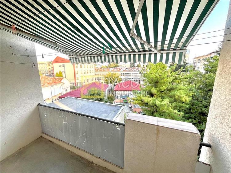 Apartament 2 camere decomandate, etaj 3, zona Energiei, str. Banatului 3