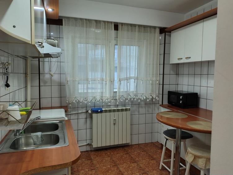 De Închiriat Apartament 2 camere, Obor,complet mobilat/utilat, boiler, AC