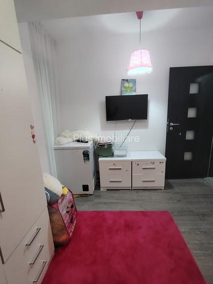 Apartament 3 camere, decomandat,mobilat, bloc nou, intabulat, et.1, Parcare, CUG - 10