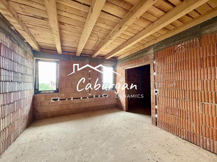 Casa cu 6 camere, 500mp teren, garaj, intabulata - Veterani