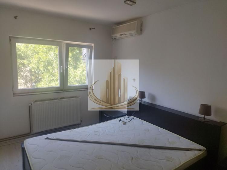 Apartament cu 3 camere, complet renovat și mobilat | Calea Șagului