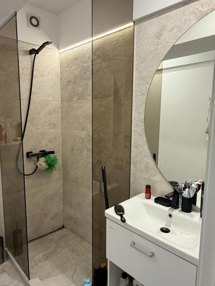 Apartament cu 3 camere și 2 băi în Tineretului Văcărești