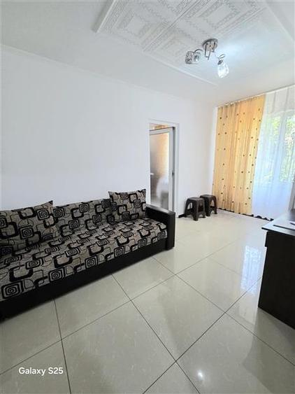 Apartament 2 Camere Renovat Complet, etaj 2, zona Ciresica