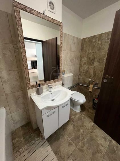 Apartament 2 camere semidecomandat zona Cetatii