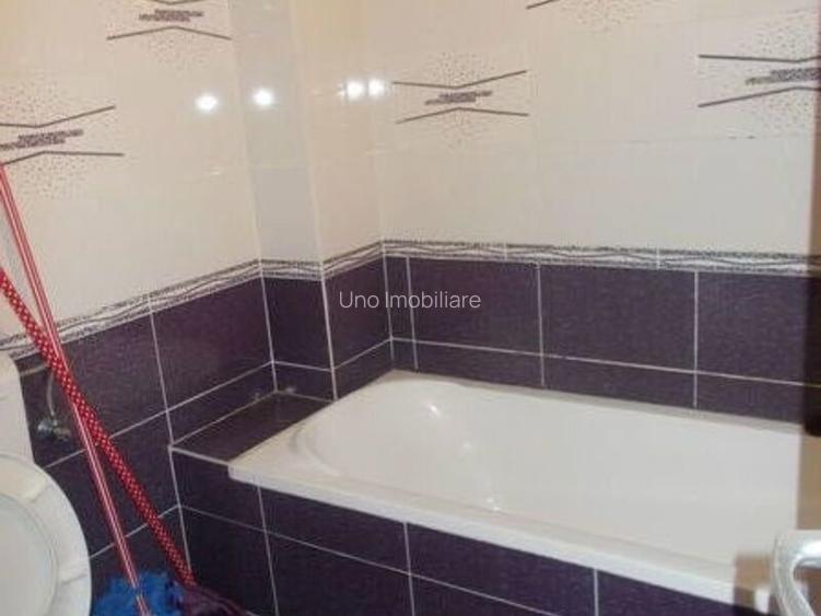 PIATA  SUDULUI ,OLTENITEI ,ADIACENT ,VANZARE  APARTAMENT - 7