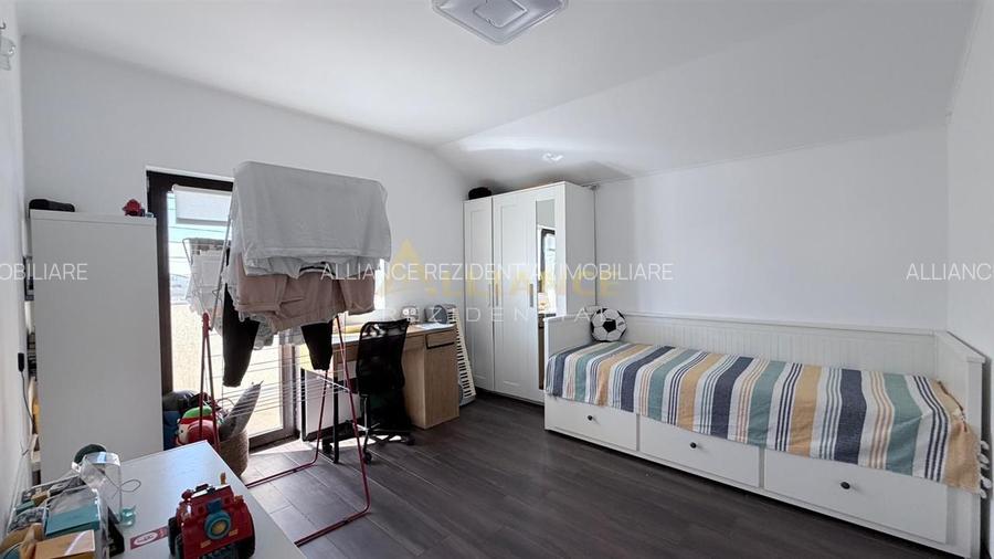 Casa Individuala - 4 camere - 2 bai - 258mp teren - 17