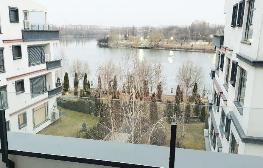 Apartament cu 4 camere si vedere spre Lacul Tei