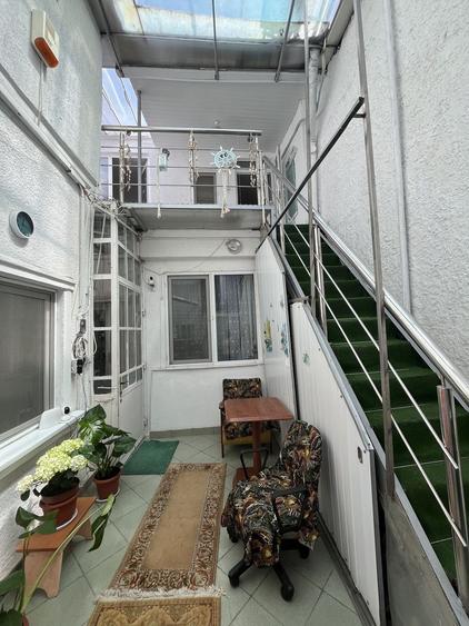 Casa/Vila cu 5 camere de vanzare Central