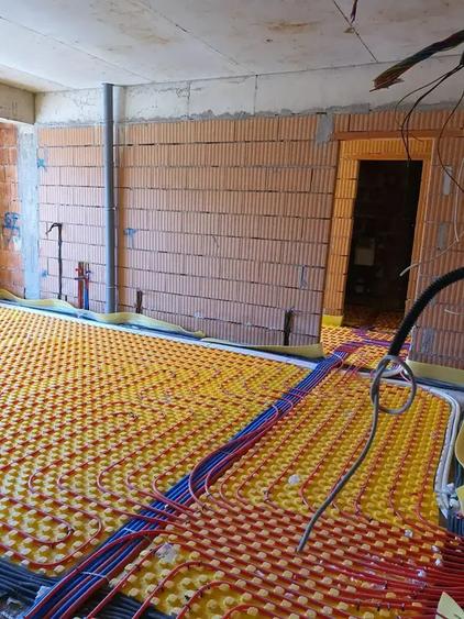 Apartament 3 Camere, 100 mp cu Terasa, Metrou Teclu, Garlitei
