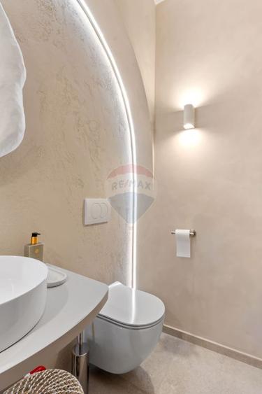 Spațiu comercial cu design premium Zona Polivalenta