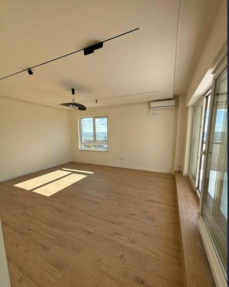 Apartament cu 3 camere de vanzare tip penthouse, Valea Lupului