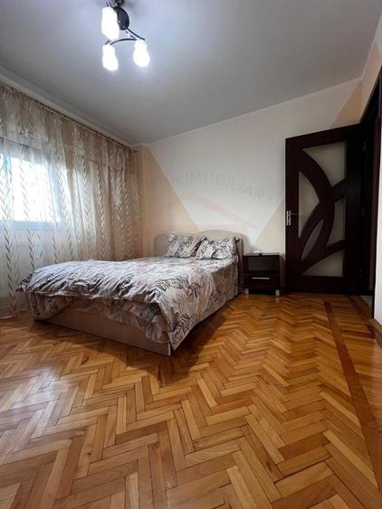 Apartament cu 2 camere de închiriat lângă Universitate |60 mp, etaj 3|