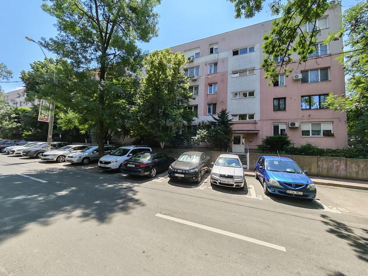 Apartament 2 camere Titan – strada Prevederii, lângă metrou , de renovat