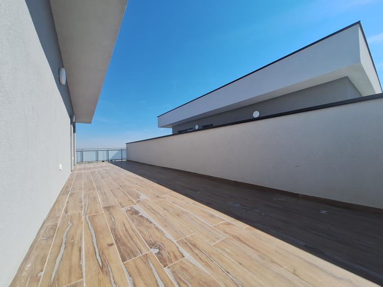 Apartament 2 camere, terasa mare de 41 mp, la 10 min de Iulius Town