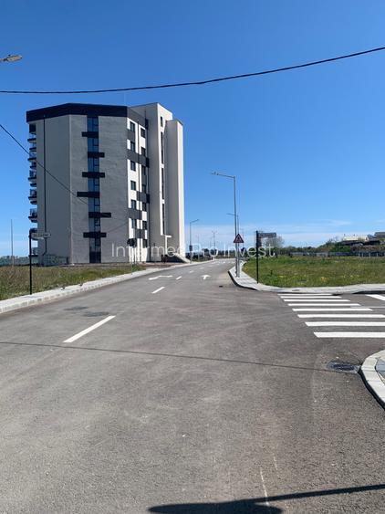 Ovidiu Lac-Apart 2 cam et 4/7 liber gaz nou preț 100.000 euro +tva - 10