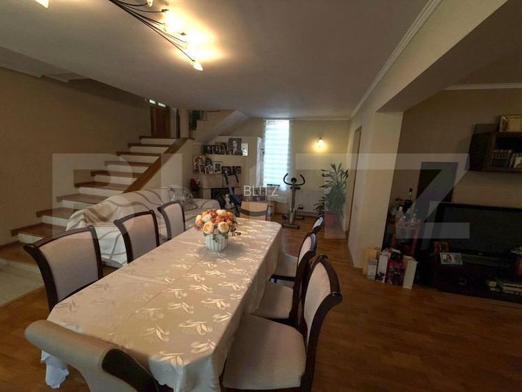 Casă spațioasă cu 2 corpuri , 300 mp– ideală pentru 2 familii – teren 776 mp - 4