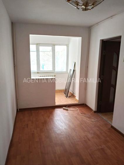 Apartament 4 camere semidecomandate, etaj 2 din 4  – Micro 39, Galați - 2