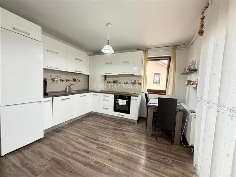 Apartament 2 camere balcon si parcare zona Gusterita - 3